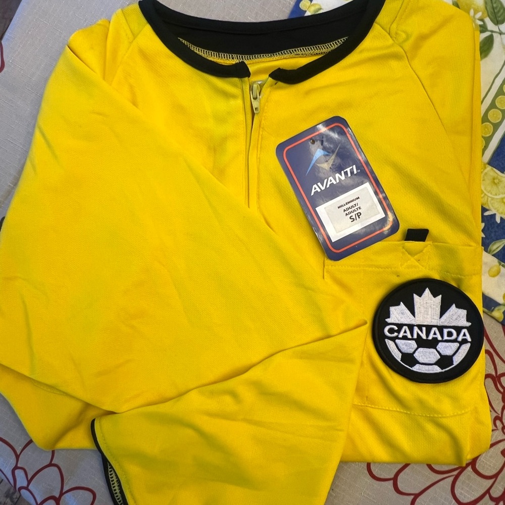 Avanti Yellow Canada Soccer Jacket